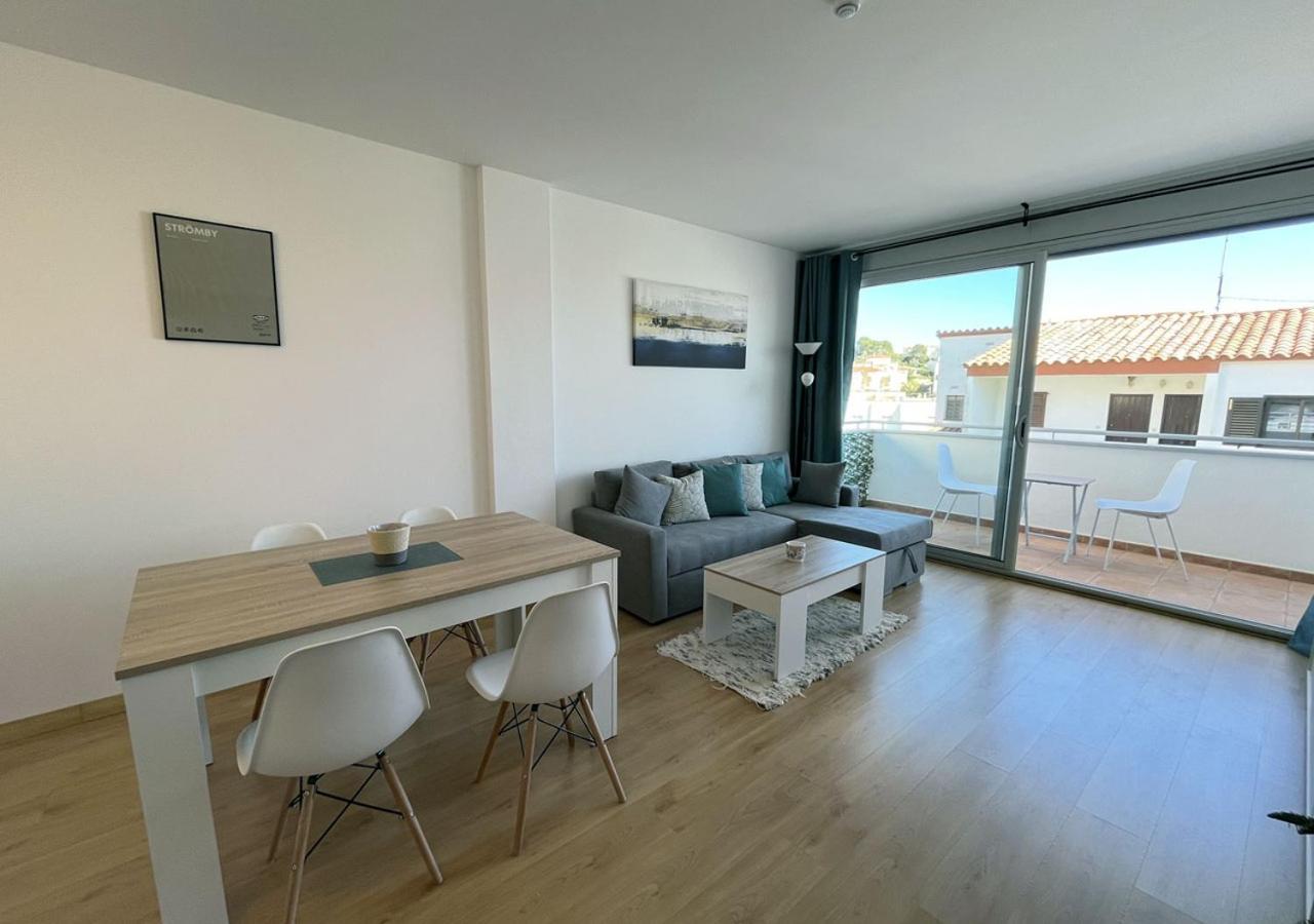 2-Bedroom Brand New Apartment Steps From The Beach يانكا المظهر الخارجي الصورة