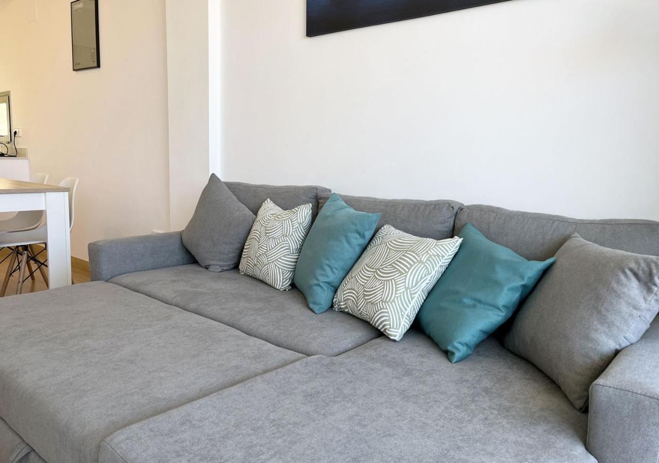 2-Bedroom Brand New Apartment Steps From The Beach يانكا المظهر الخارجي الصورة