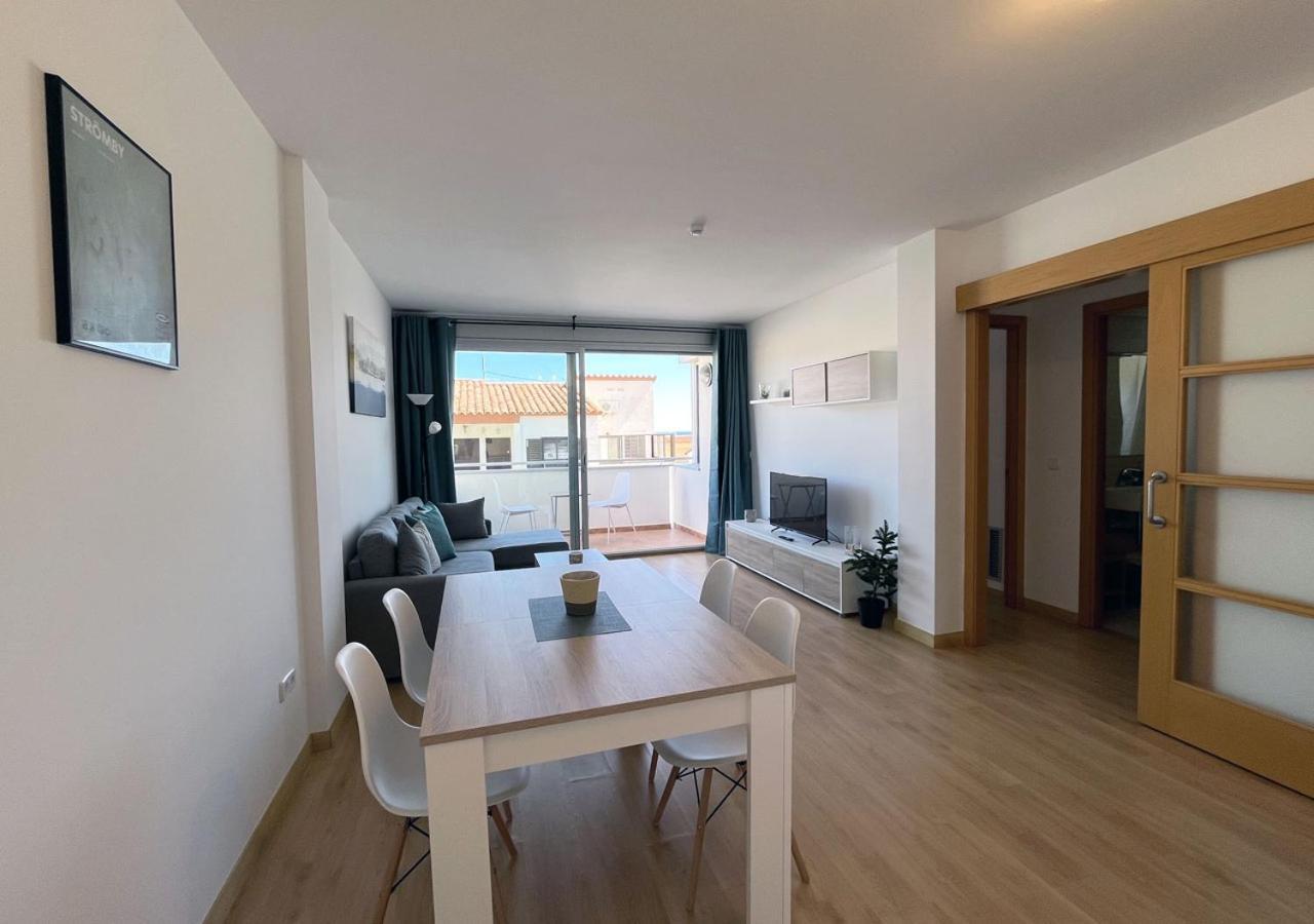 2-Bedroom Brand New Apartment Steps From The Beach يانكا المظهر الخارجي الصورة
